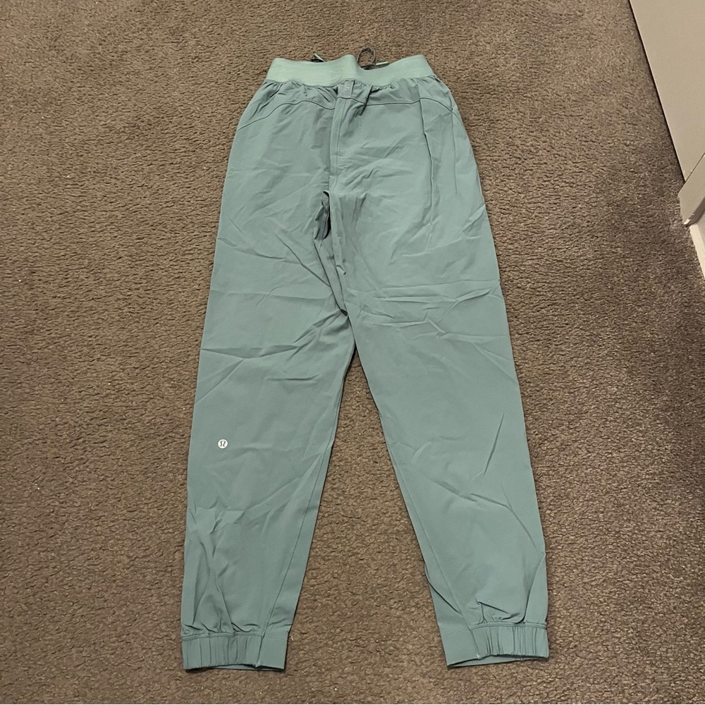 Lululemon License To Train High Rise Pants In Medium Forest - Picture 3 of 7
